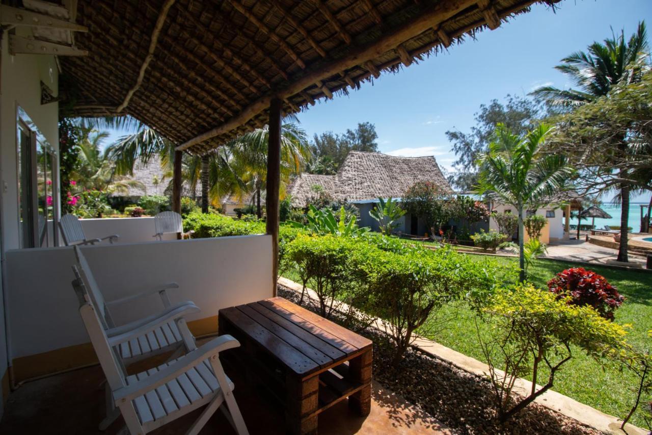 Tanzanite Beach Resort Nungwi Exterior photo